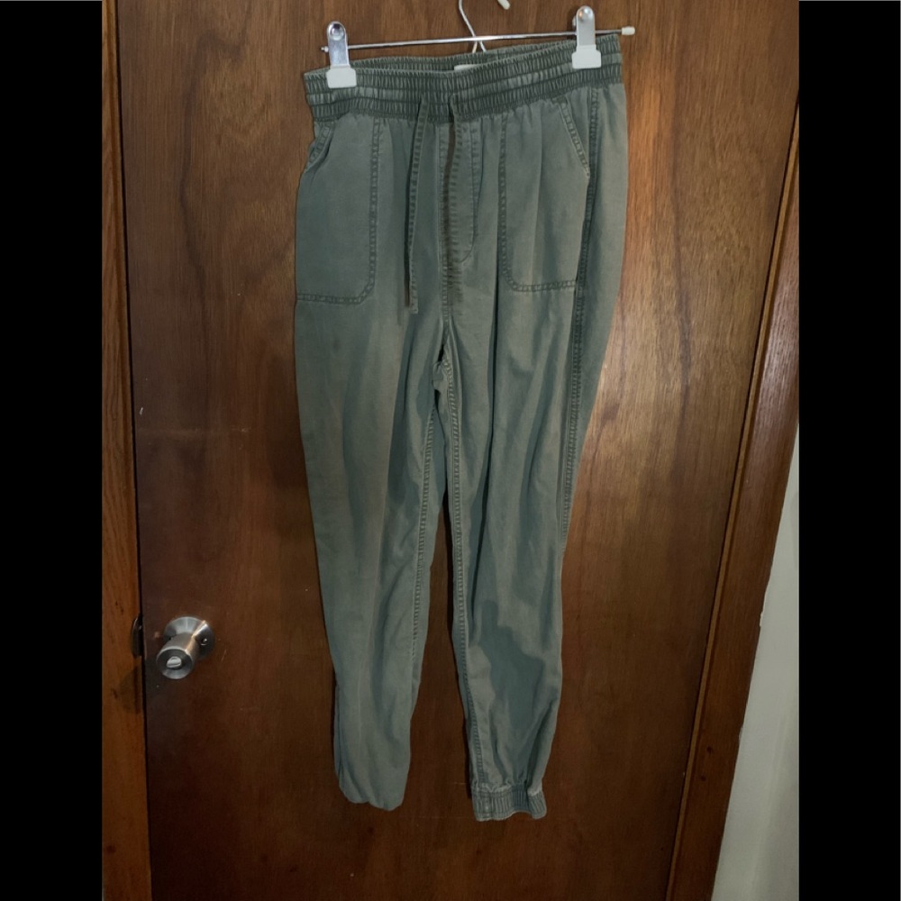 Olive Green Hollister High-Rise Joggers